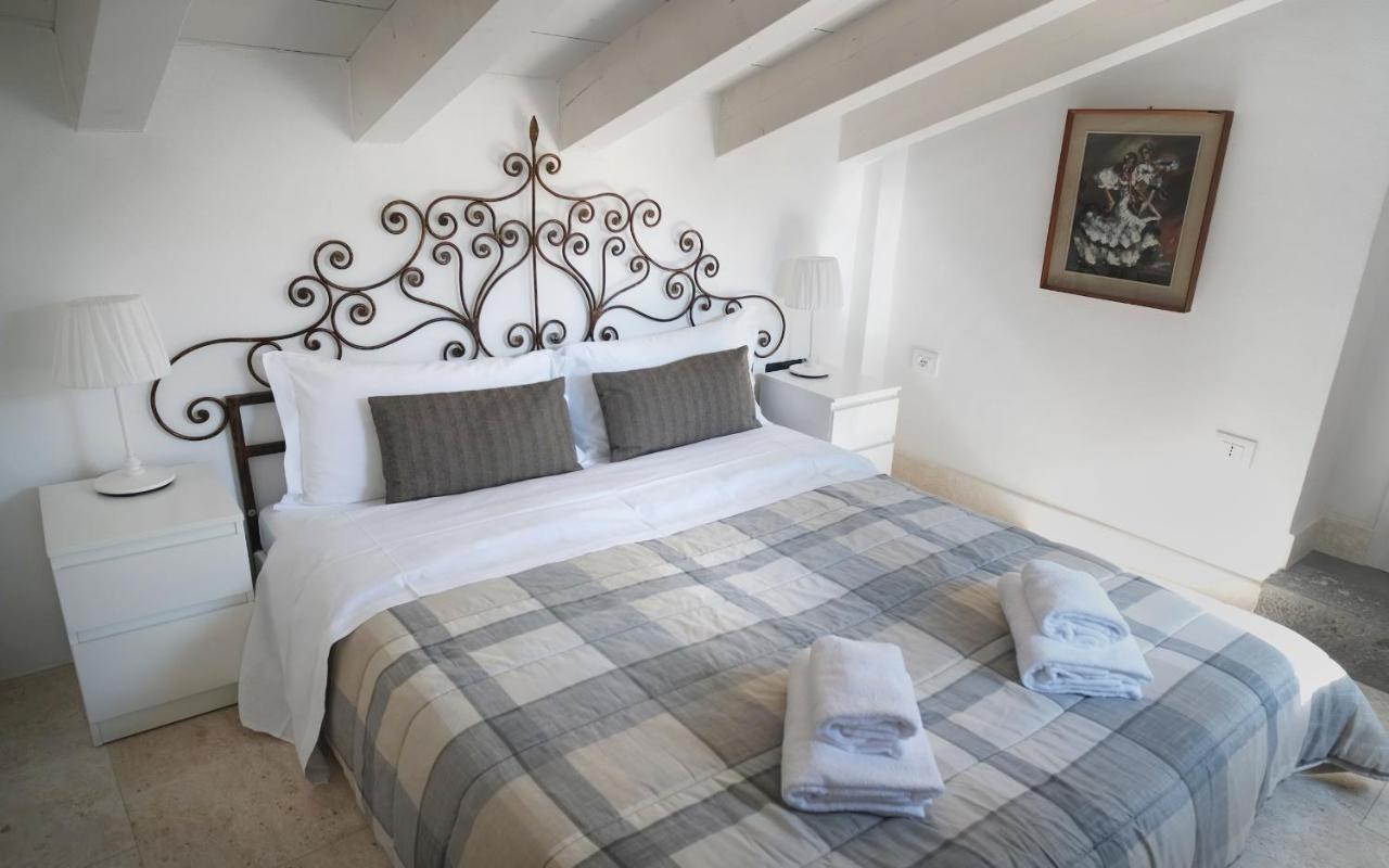 Academia Apart-hotel 2*