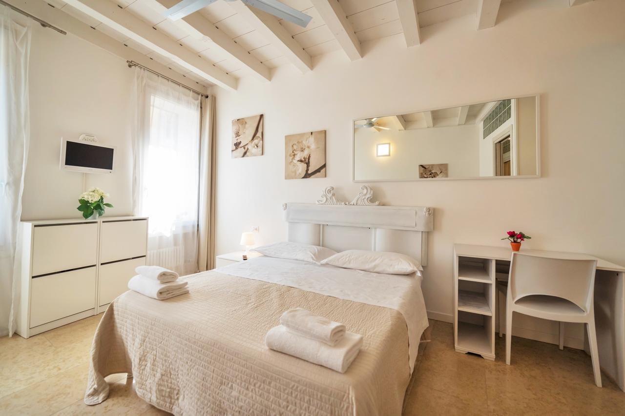 Apart-hotel Academia 2*